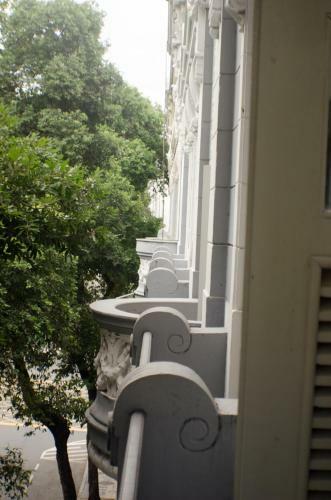 Hotel Hostal (Adults Only)
