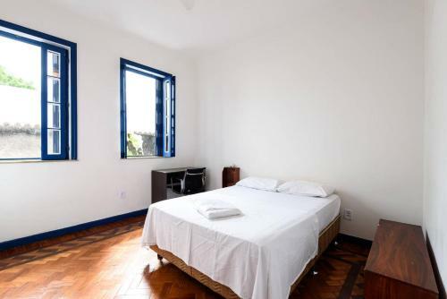 Hostal Farfalla Guest House