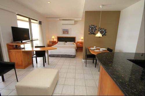 Room Office & Beach Apartments - Go Make A Trip