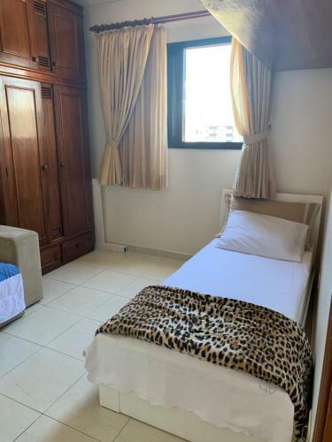 Apartamento Canto Do Forte de 130m2, Apenas 100mts Da Praia