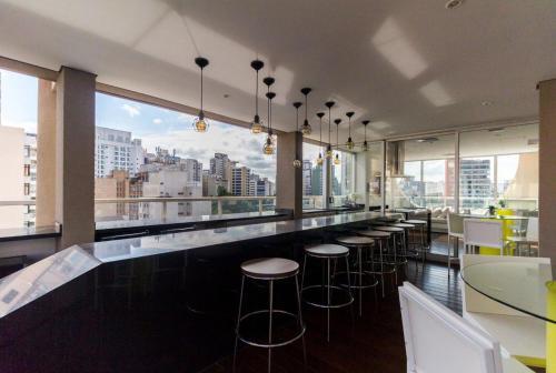Apartamento Studio Augusta/freicaneca/s�rio Libanes Cd 304