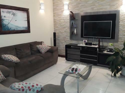 Linda Casa Com Piscina E Sauna