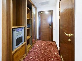 Ring Premier Hotel