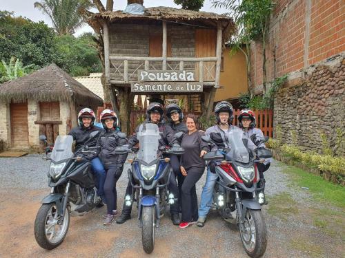 Hostal Pousada E Espa�o Terap�utico Semente de Luz