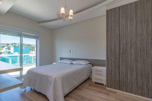 Aluguel Apartamento 4 Su�tes Com Jacuzzi Bombas Sc