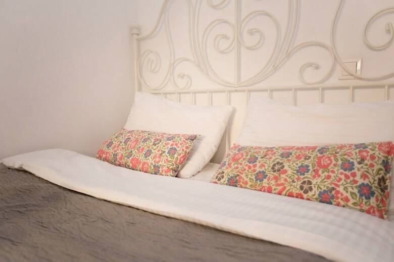 Fall In Love Hostel