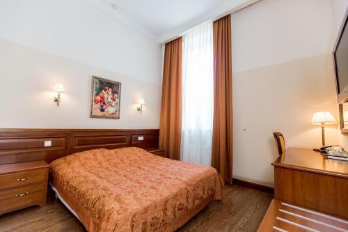 Dom Vyazemskoy Business Hotel