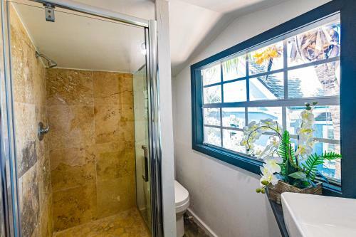 Saunders Beach Cottage