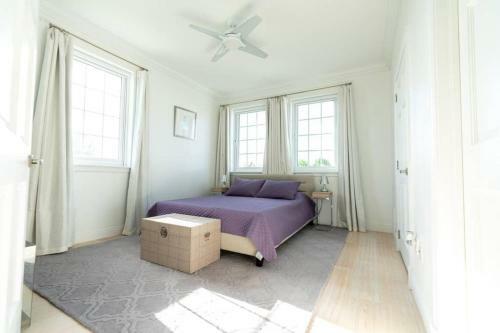 White House - Exclusive Luxury Beachfront Villa - Private White Sand Beach