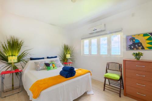 Beach Front Villa Pittura Bellissimo - Cable Beach