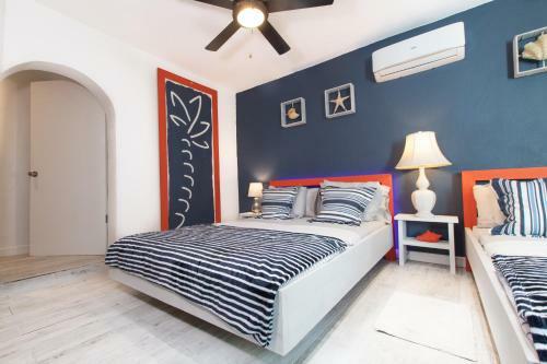 Apartamento Orange Cottage Steps To The Beach 2 Br