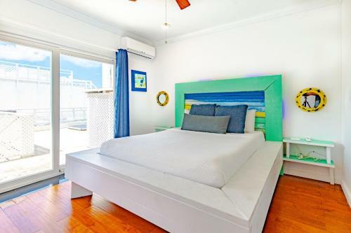 Ocean Front Villa Caprice 7 - Gated Community P. Pool