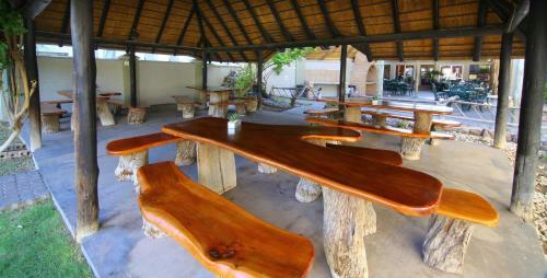 Kalahari Arms Hotel