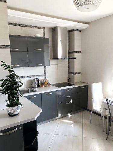 Apartment Near The Forest