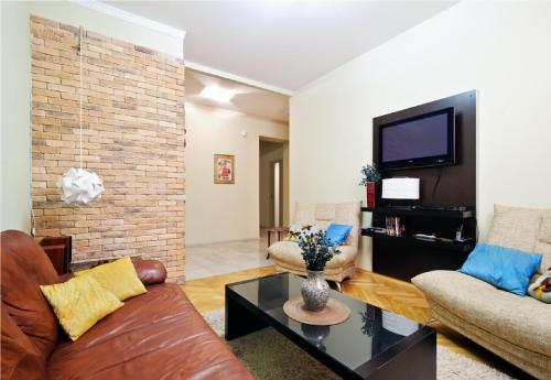 Apartament On Nezavisimosti 74(2)