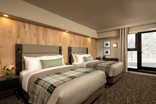 Peaks Hotel And Suites