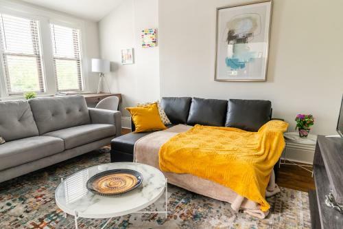 Stunning 1br - Boutique Apartment - Prime Location!