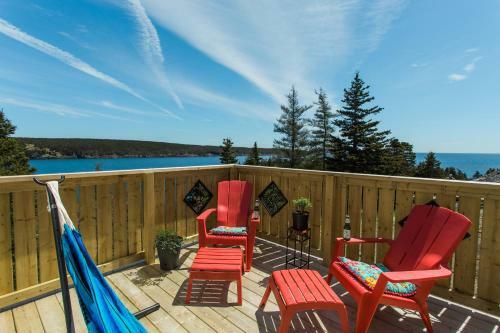 Hostal Whale House Guest House
