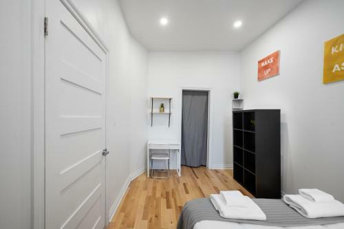 Apartments On Montreal?s St-urbain Street