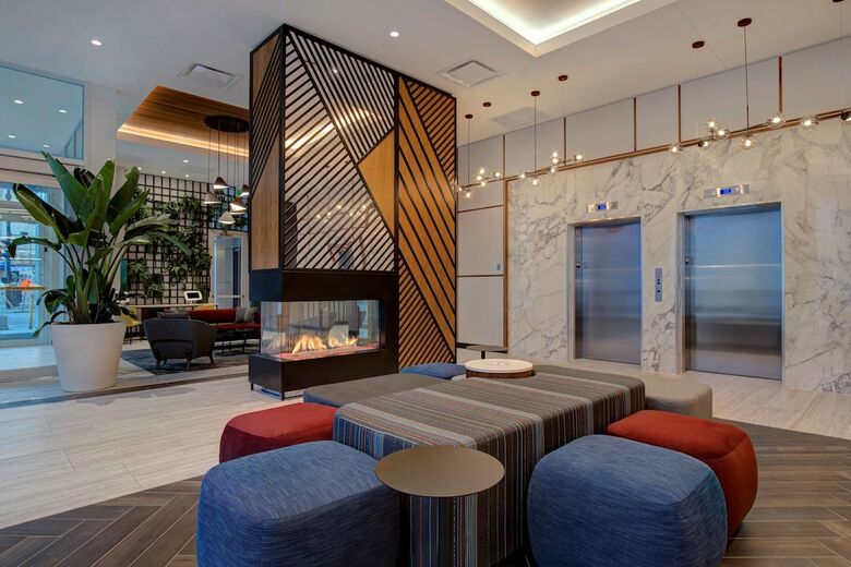 Hotel Hampton Inn Montreal Downtown, Qc