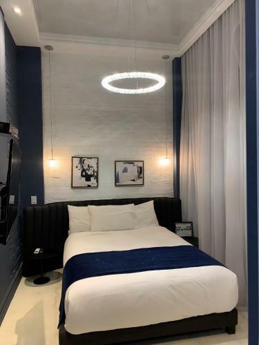 Hostal Room In Apartment - Studio Downton Musees District