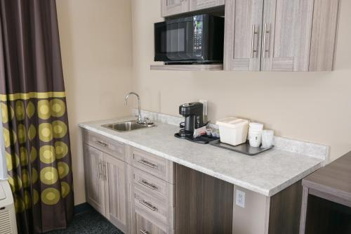 Hotel Super 8 By Wyndham Moosonee