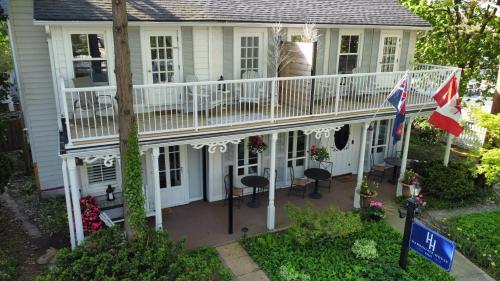 Bed & Breakfast Harrogate House Inn, Circa 1818