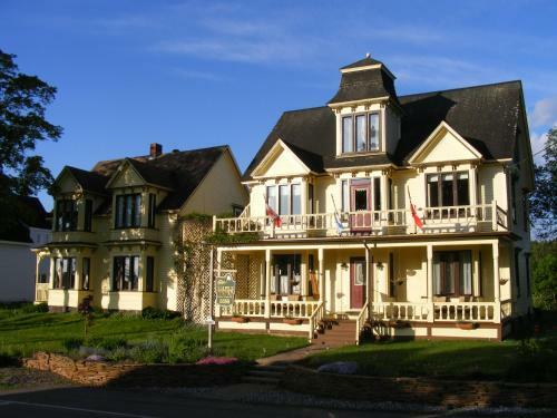 Posada The Maple Inn