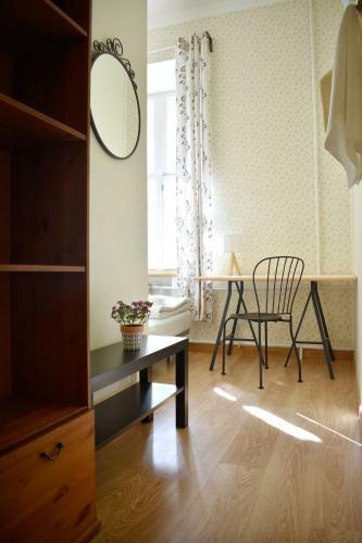 Sherlock Hostel