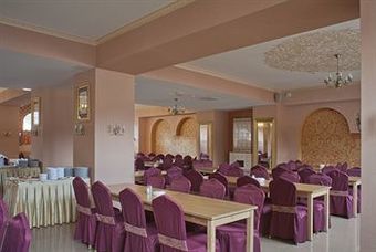 Hotel Polustrovo