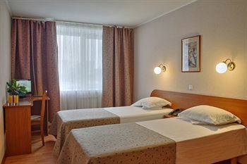 Hotel Polustrovo