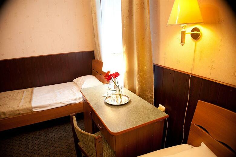 Tourist Hotel