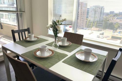 Apartamento Richmond Close Skytrain 2br By D&c