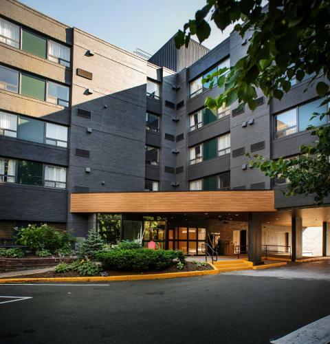 Hotel Doubletree By Hilton St. John's Harbourview