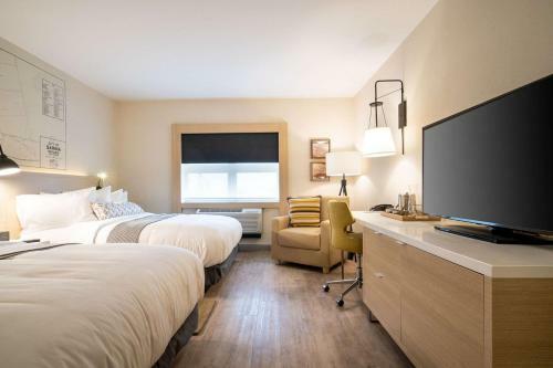 The Insignia Hotel