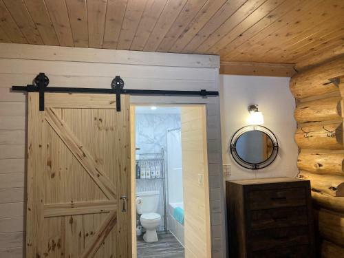 Cougar Mountain Cabin Rentals
