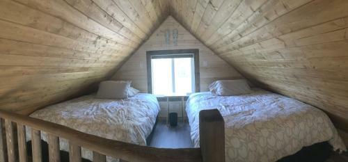 Cougar Mountain Cabin Rentals