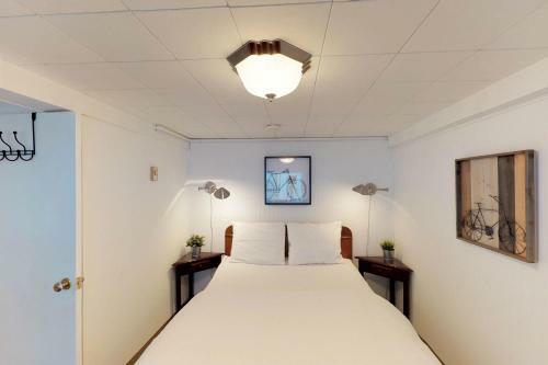 Bayside Retreat Plus Sleep House
