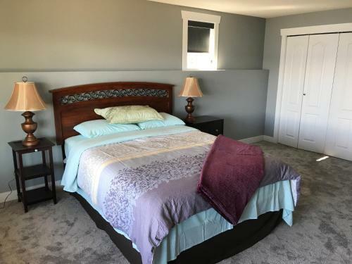 Bed & Breakfast Lake And Bridge View Vacation Home