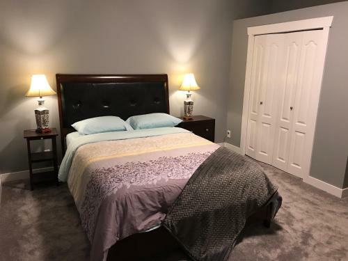 Bed & Breakfast Lake And Bridge View Vacation Home