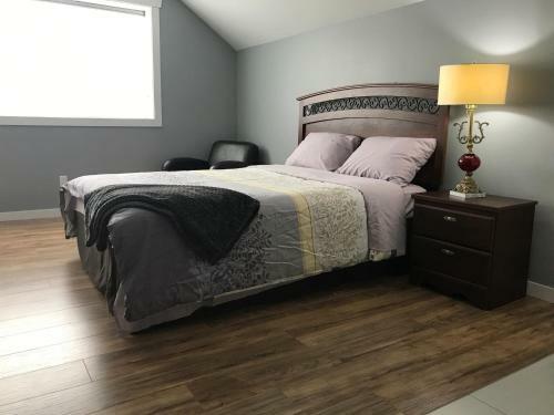 Bed & Breakfast Lake And Bridge View Vacation Home