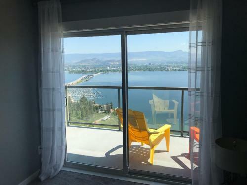 Bed & Breakfast Lake And Bridge View Vacation Home