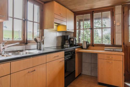 Traditionelles Chalet Sch�rmtanne