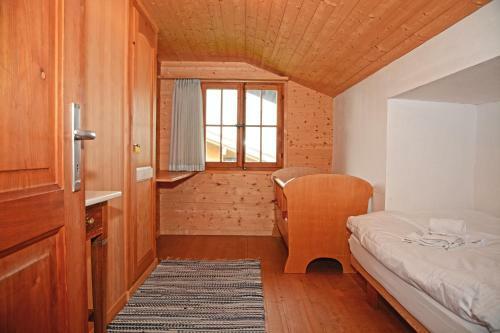 Traditionelles Chalet Sch�rmtanne