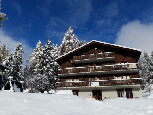 L�rchenwald Lodge