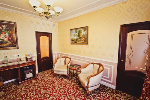 Happy Pushkin Hotel