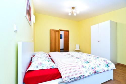 La Casa Di Bury Apartments 2