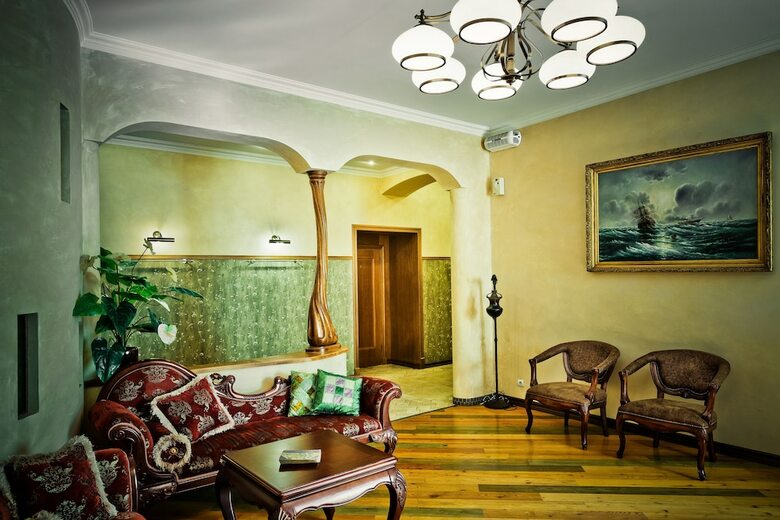 Shelfort Hotel