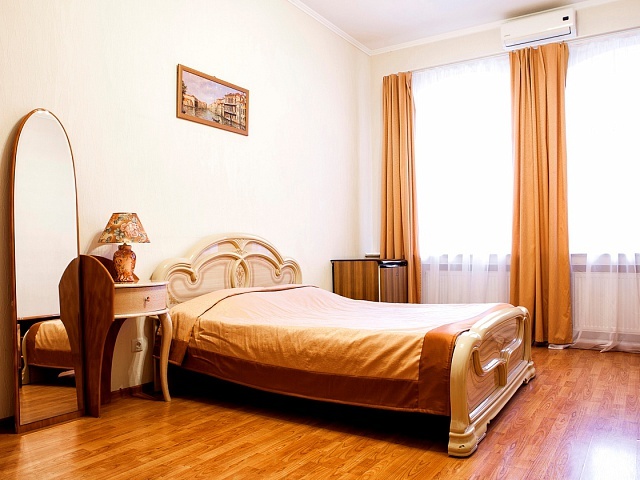 Vintage Hotel