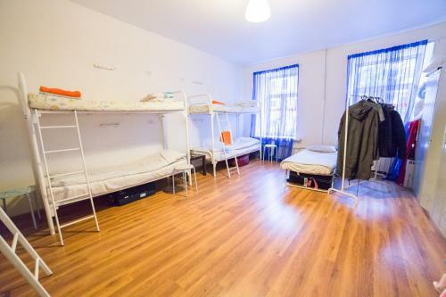 Online Hostel